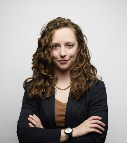 Anne Meeker's headshot